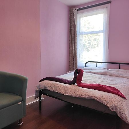 Charming Double Bed Retreat Hotell London Eksteriør bilde