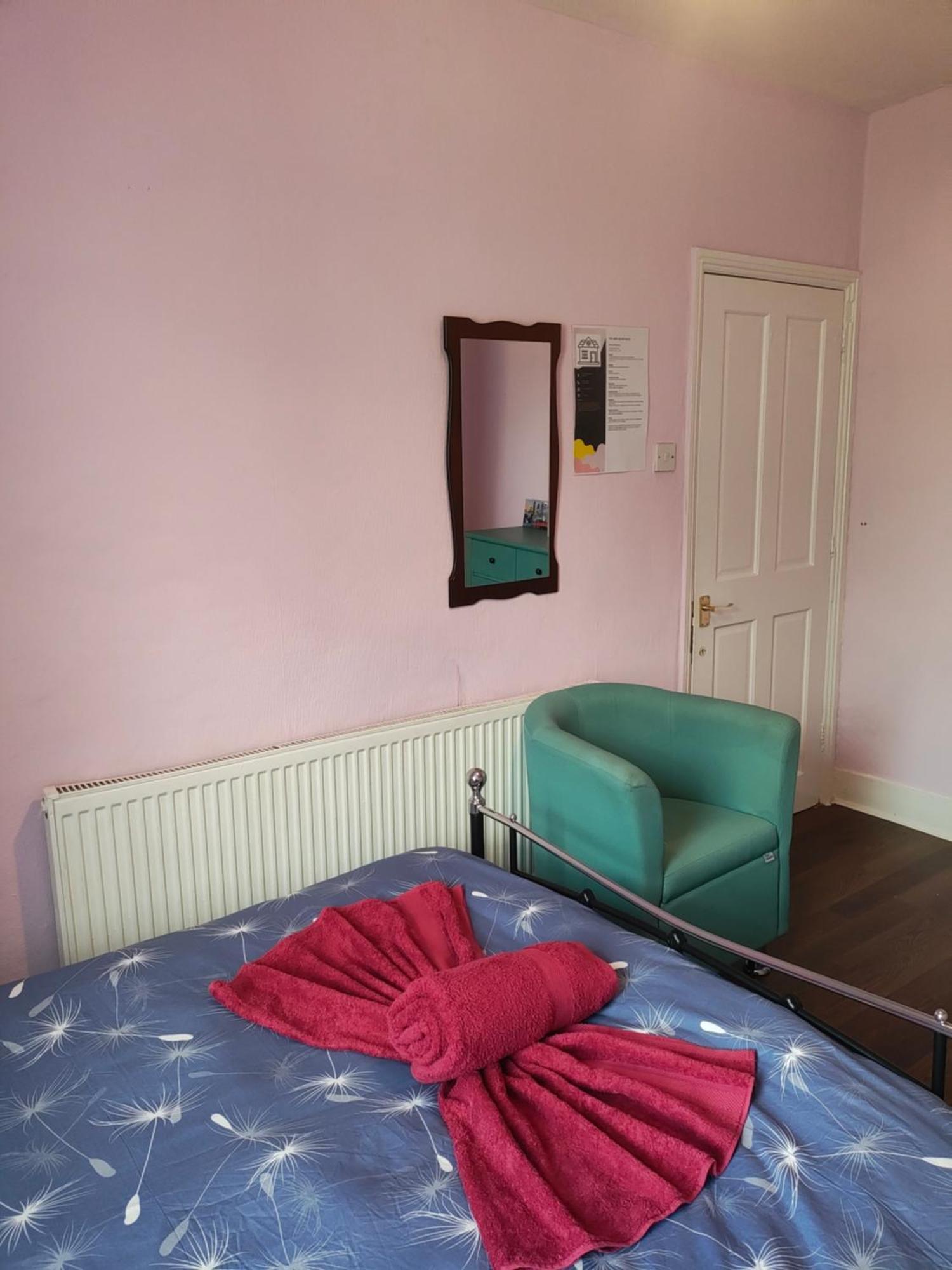Charming Double Bed Retreat Hotell London Eksteriør bilde