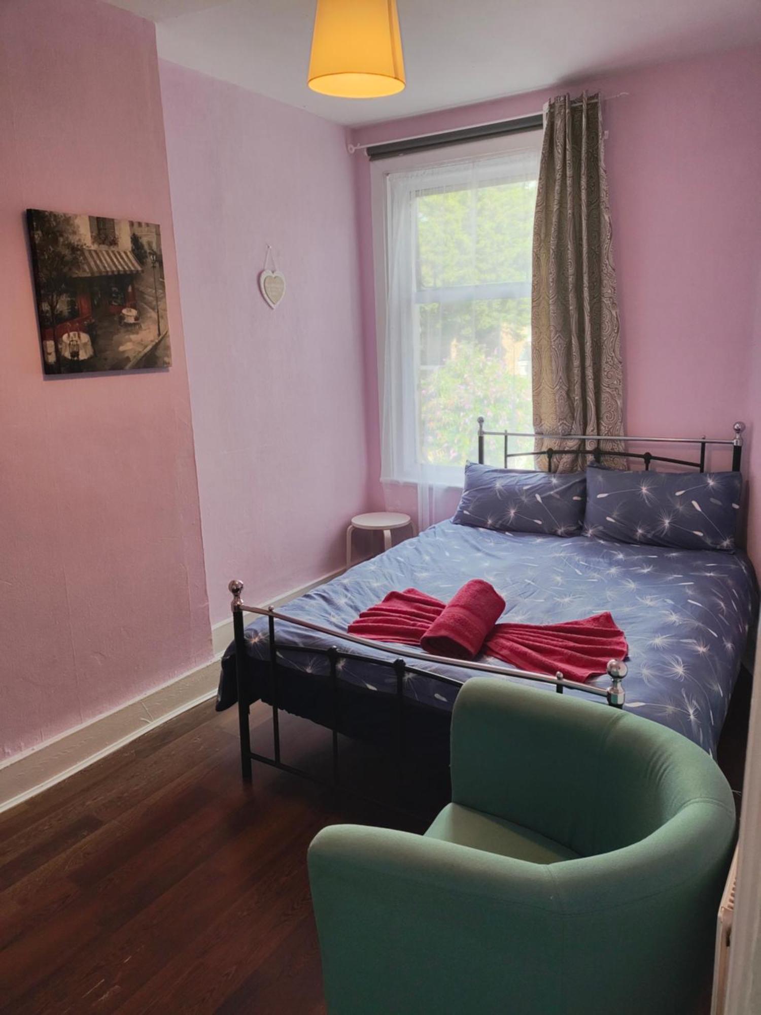 Charming Double Bed Retreat Hotell London Eksteriør bilde